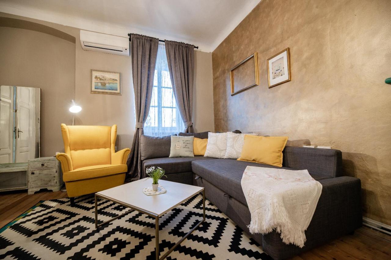 Boutique B&B Mali Pariz Grižane Esterno foto