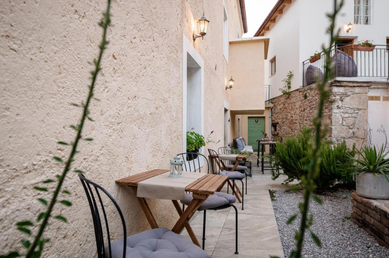 Boutique B&B Mali Pariz Grižane Esterno foto